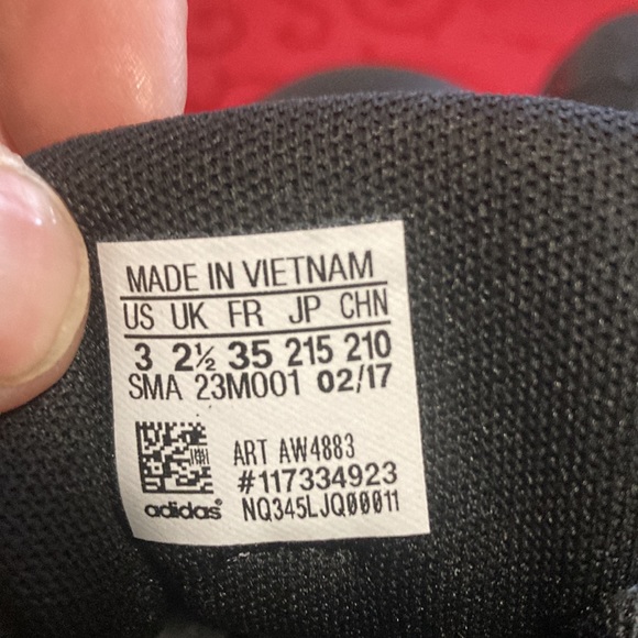 AdidasNeo black sneakers - Picture 6 of 6